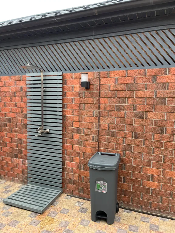 Двухэтажный коттедж на берегу Каспийского моря