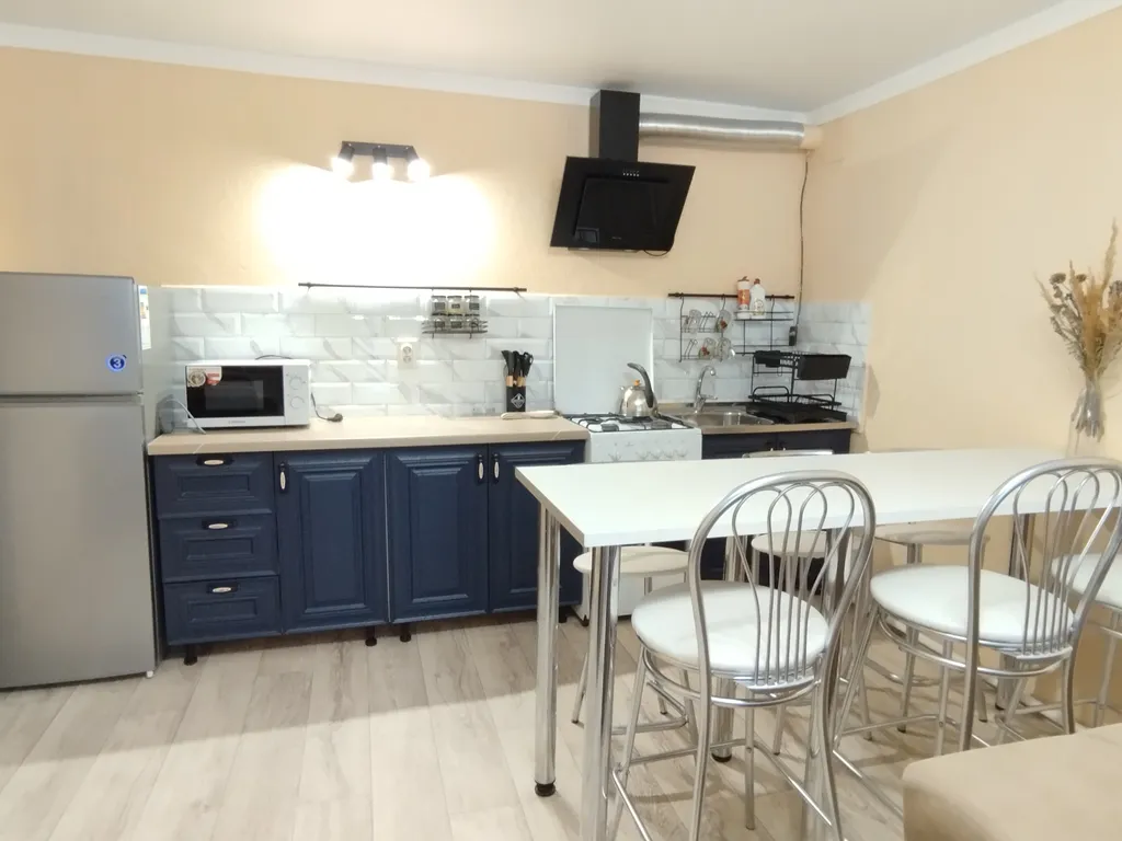 Дом около озера