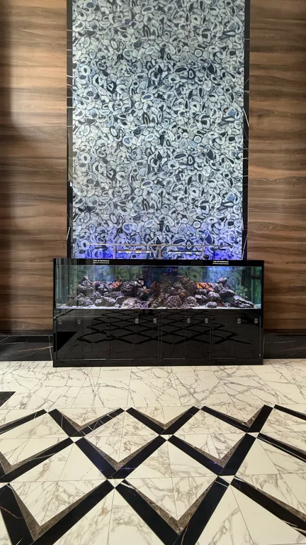 ЖК с охраняемой закрытой территорией большой детской зоной