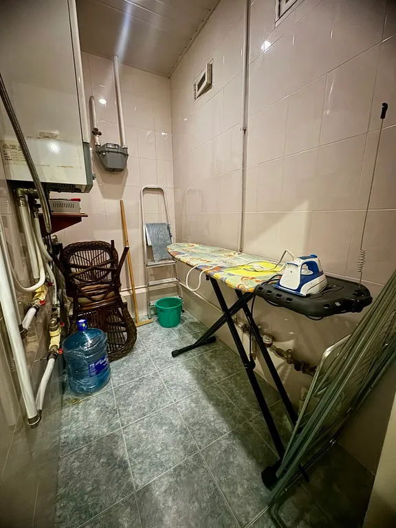 Уютная двухэтажная трехкомнатная квартира с евроремонтом