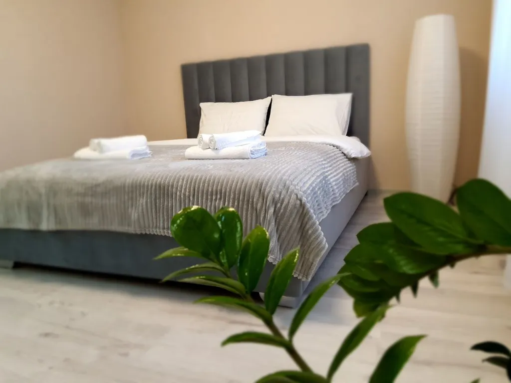 2-х комнатная квартира с шикарным видом на пруд — аренда посуточно в Ижевск