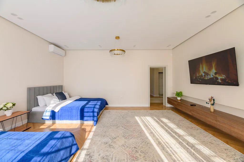 R house Mega Атакент