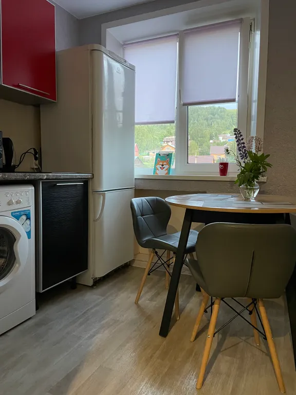 Уютная квартира с видом на гору — аренда посуточно в Междуреченск