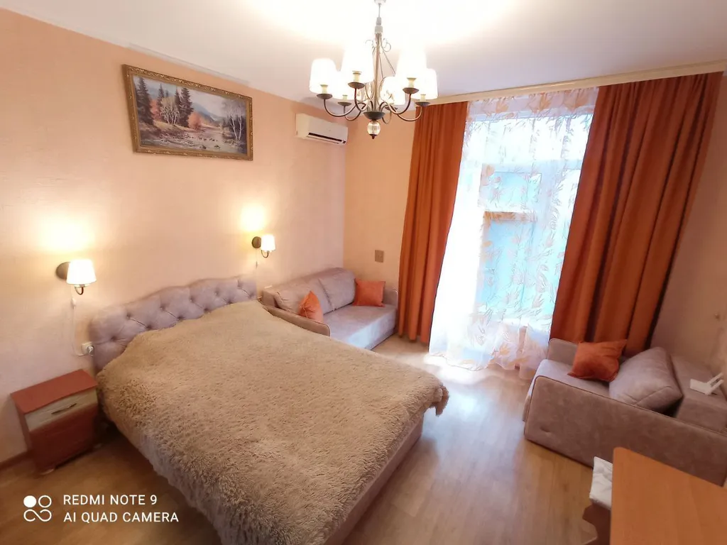 Комфортная студия в центре Алупки у дворца