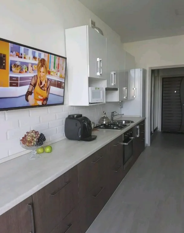 Отличная видовая квартира с современным ремонтом в парке возле пляжа