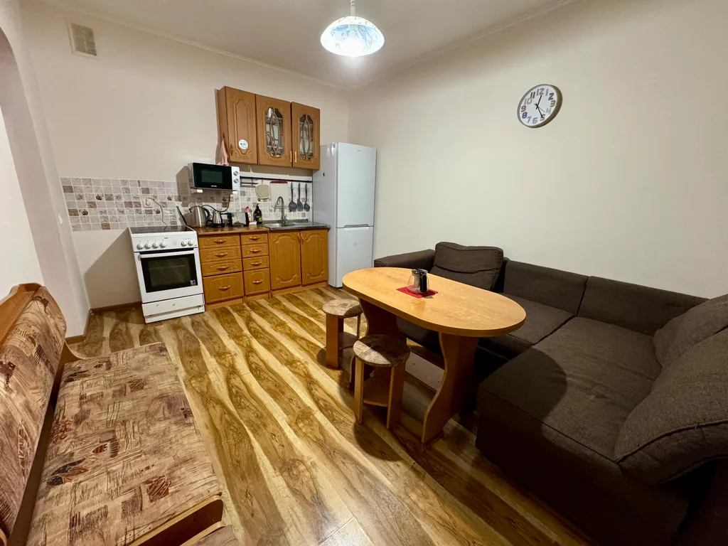 Просторная и уютная квартира в центре города рядом парк Гагарина