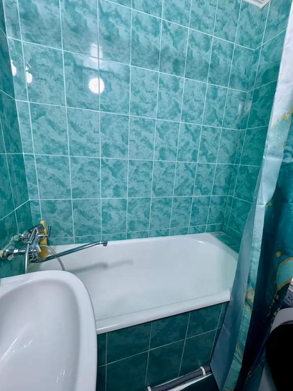 Уютная двухкомнатная квартира с видом на горы