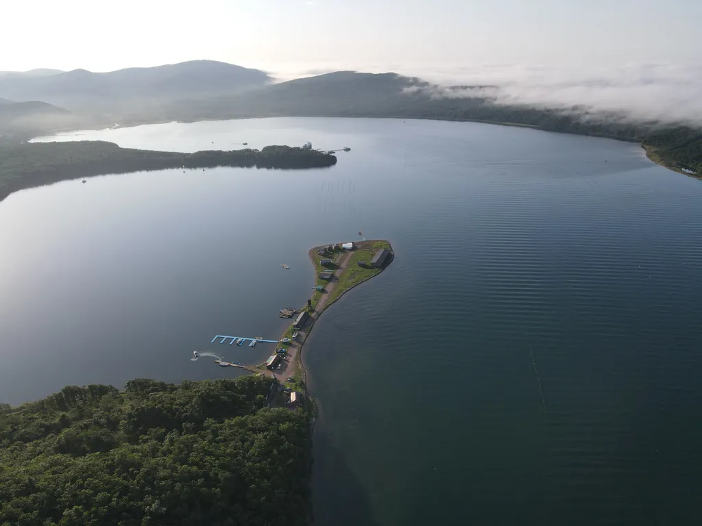 Домик на берегу моря