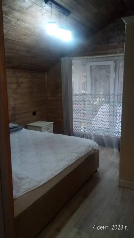 Коттедж с отдельной территорией