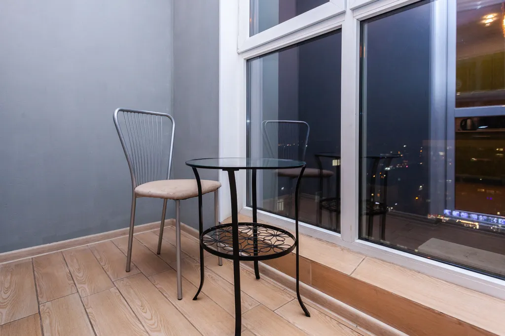 Квартира Квартира с камином, угловой ванной и видом на улицу Красную, уют с характером 24/7 — Краснодар