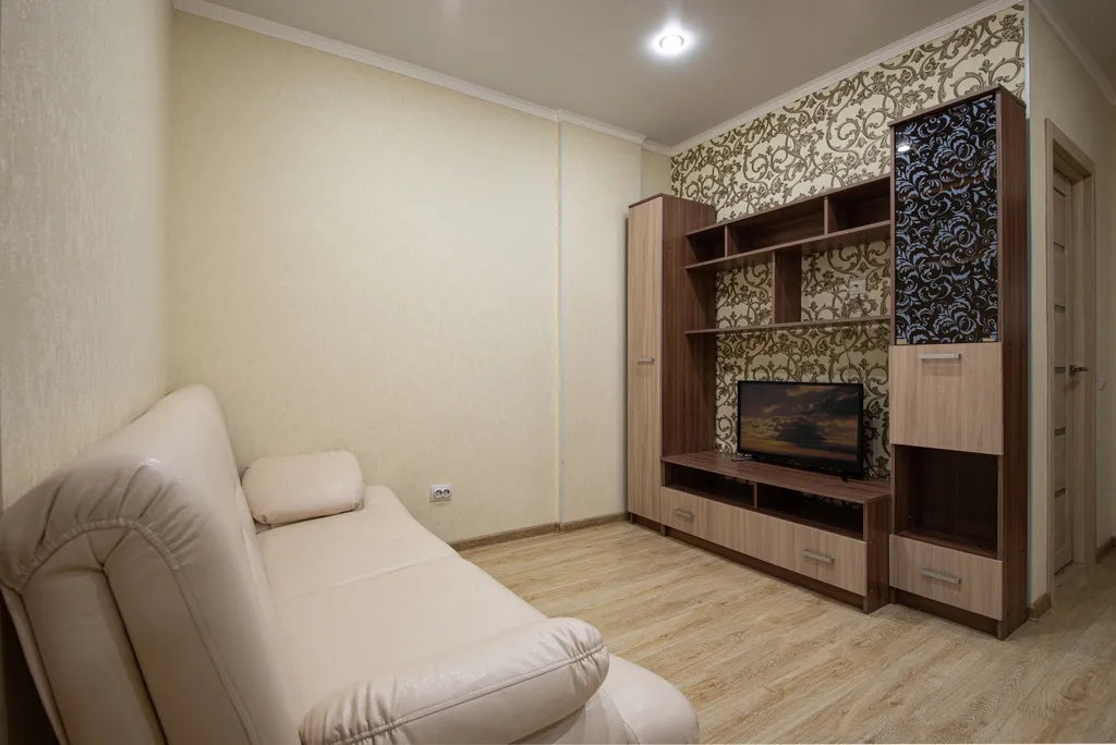 Квартира Квартира Светлая евродвушка в центре, 2 жк-телевизора, удобная кровать — Краснодар