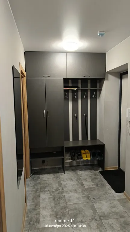 Уютная квартира в спальном районе города, с отличным видом из окна