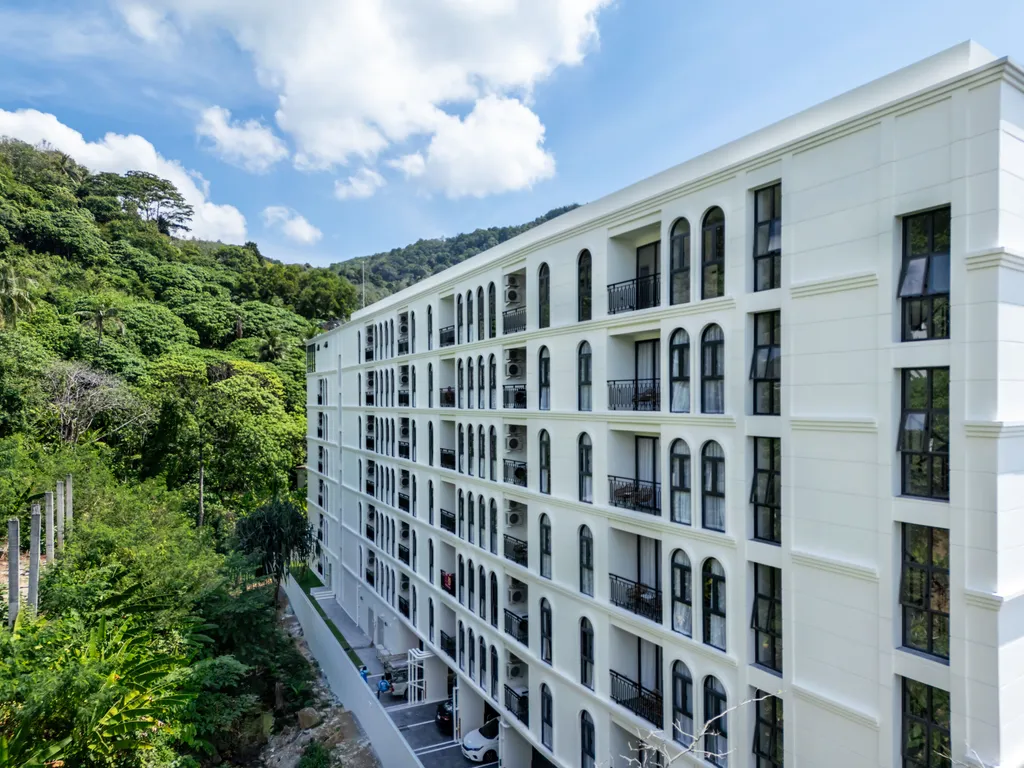 Новые апартаменты у пляжа Карон 3