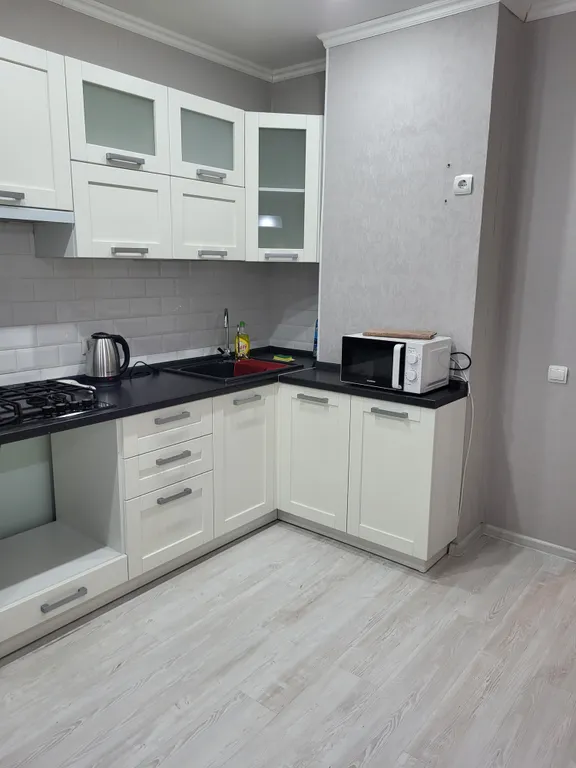 Уютная квартира рядом с аллеей Героев