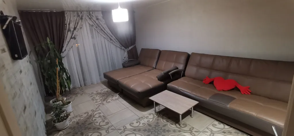 Коттедж Часть дома на втором этаже с баней и бассейном — аренда посуточно в Волгоград