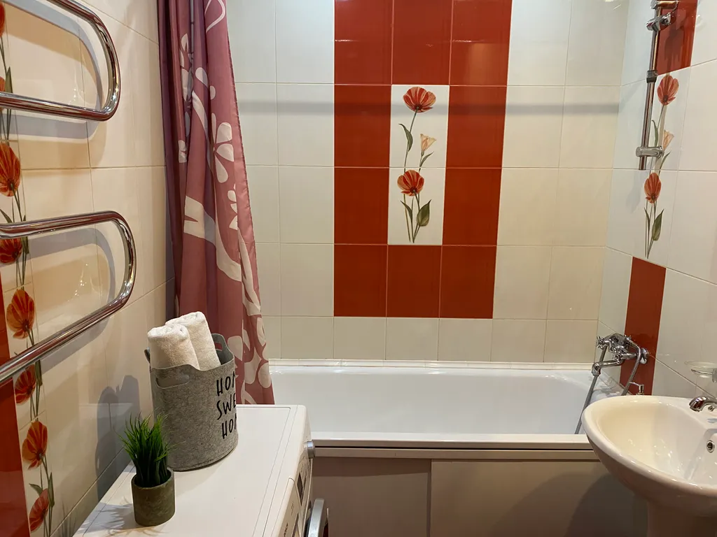 Квартира Квартира 1комн возле Планеты с деревянным балконом — Красноярск