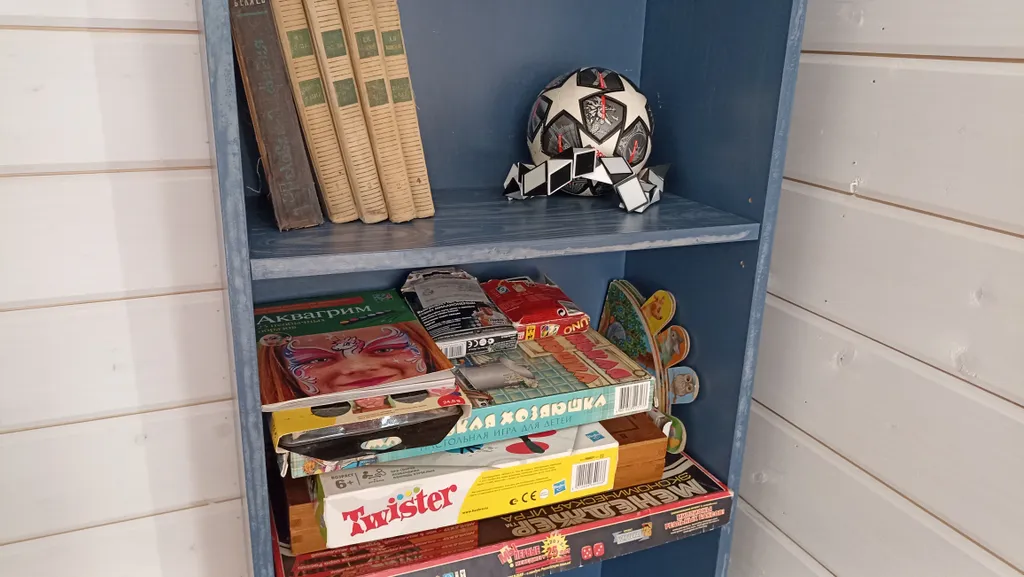 Уютный дом среди берёз и ёлочек