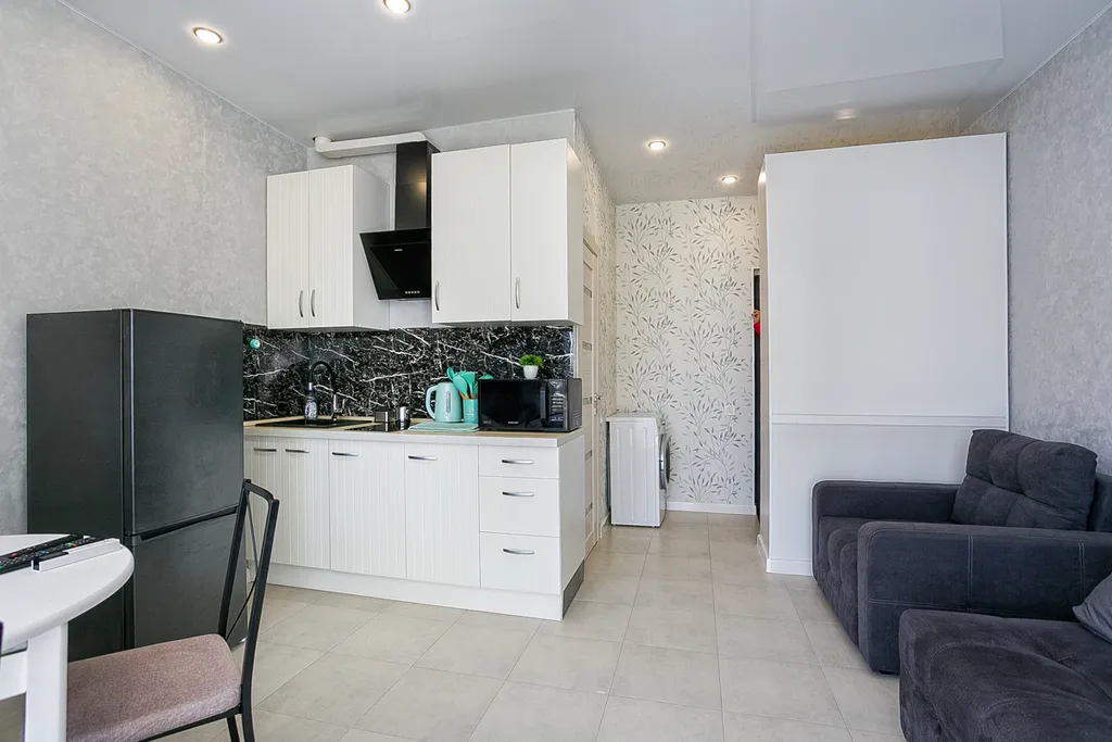 Квартира-студия с видом на море и парк