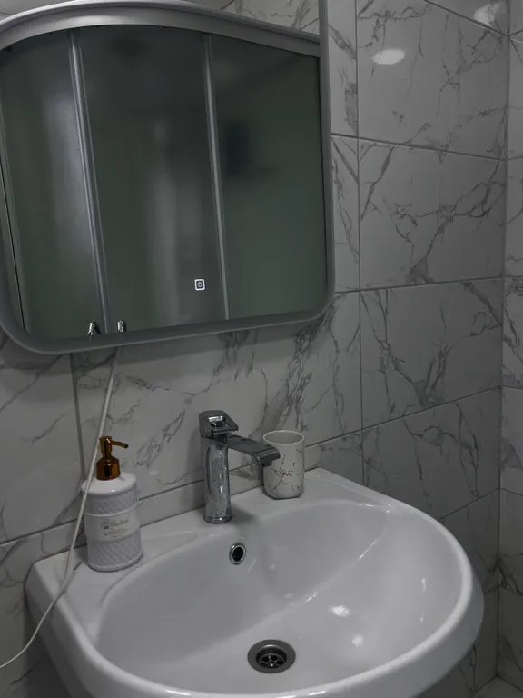 Коттедж 2 на береговой линии с красивым пляжем