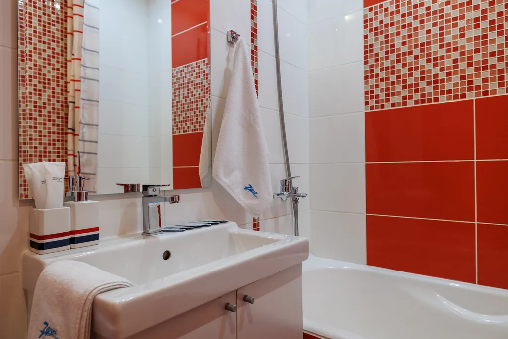 Киностудия - свежая студия с 65" Smart-TV