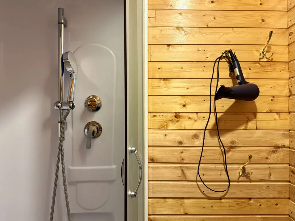 Дом 5-ти комнатный на 10 мест