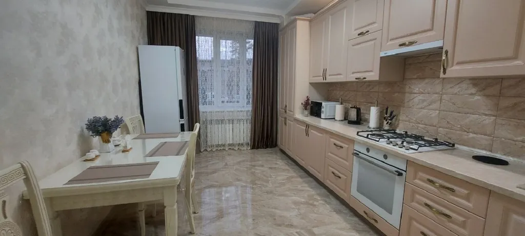 Просторная квартира на Элинке рядом с центром