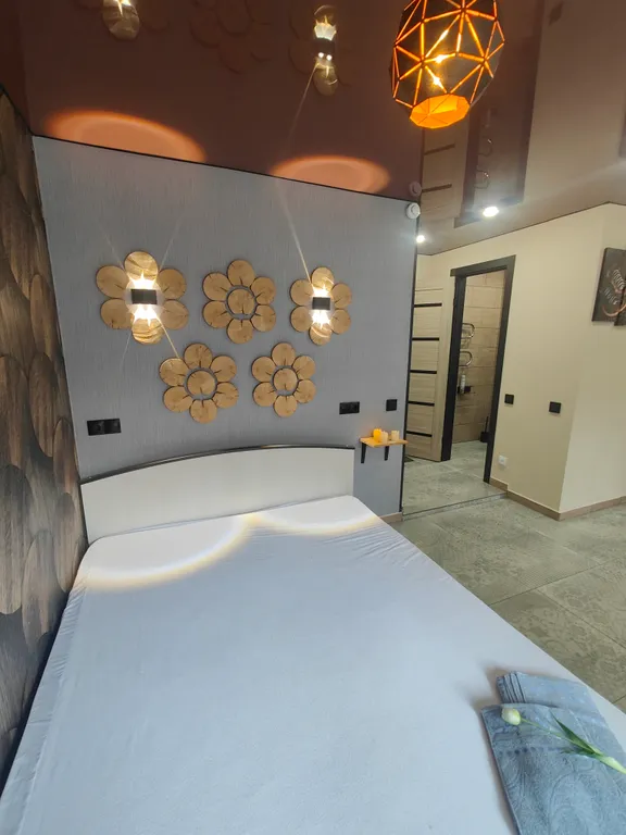 Квартира Отличная Студия напротив СибАДИ в центре Нефтяников — Омск