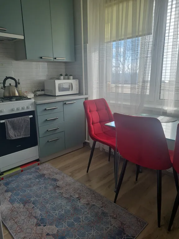 Квартира около ж/д и автовокзала