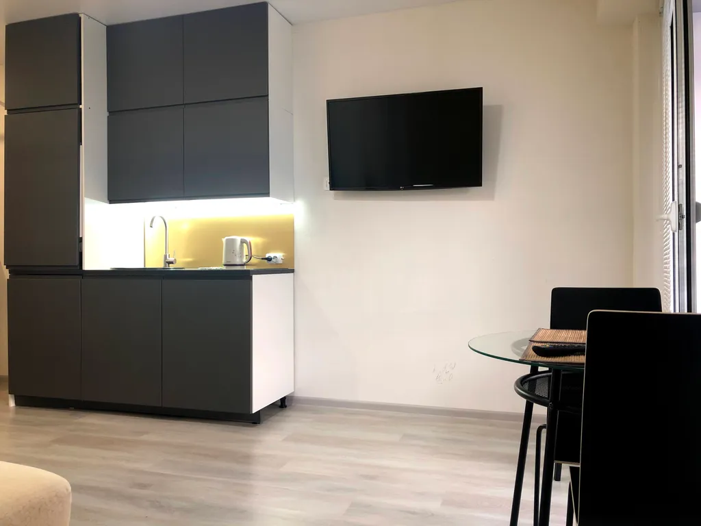 4-х местный апартамент с видом на море и бассейн