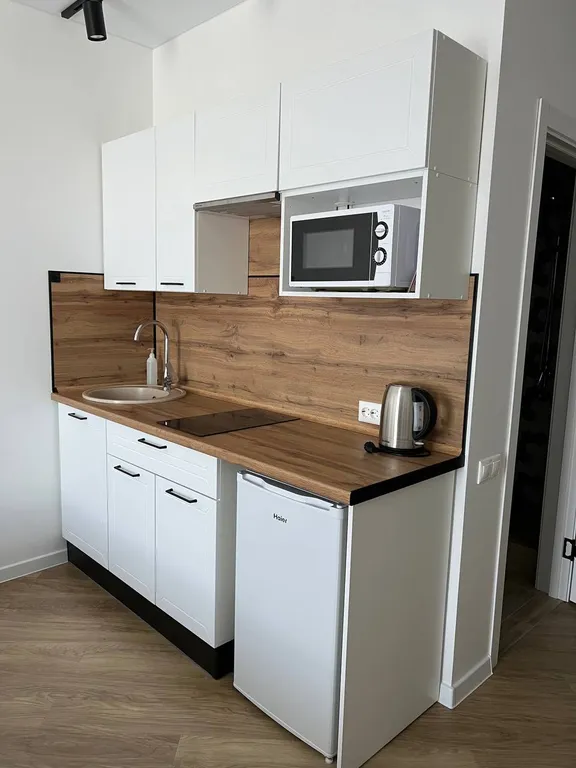 Квартира Квартира Светлая студия у моря с бассейном на закрытой территории — Севастополь