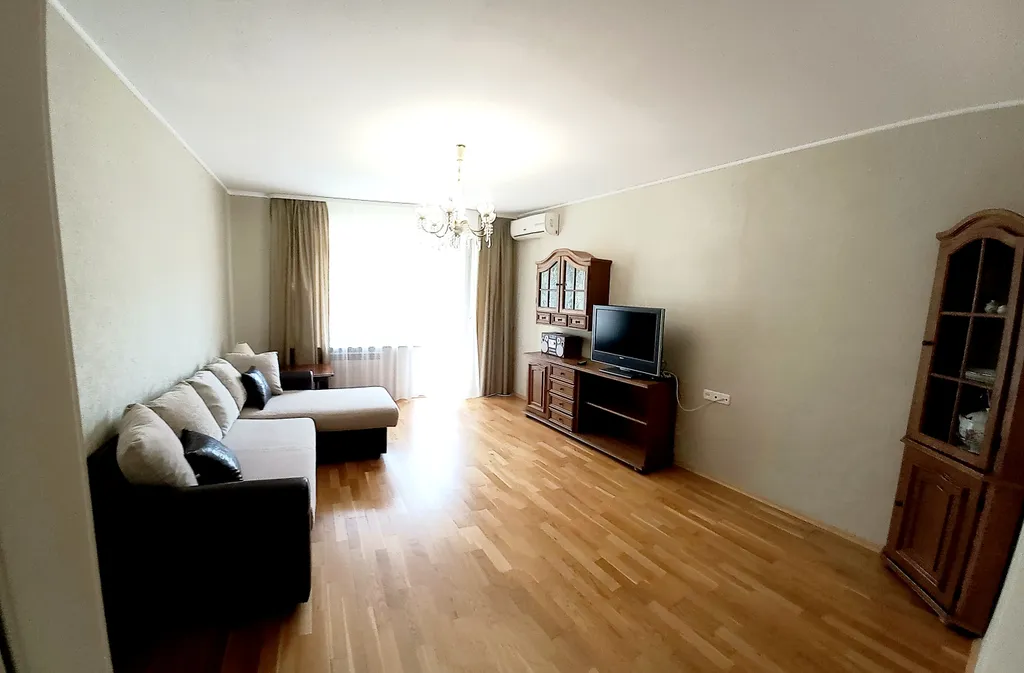 Квартира на площади Славы