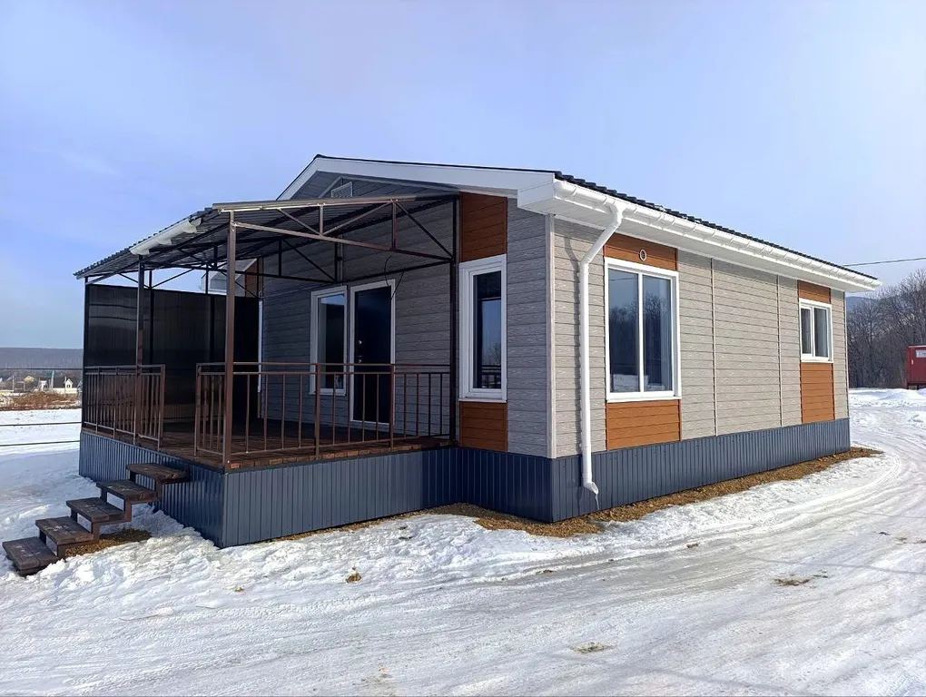 Частный дом с видом на сопку