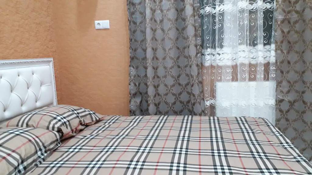 2-комнатная Квартира — аренда посуточно в Батуми