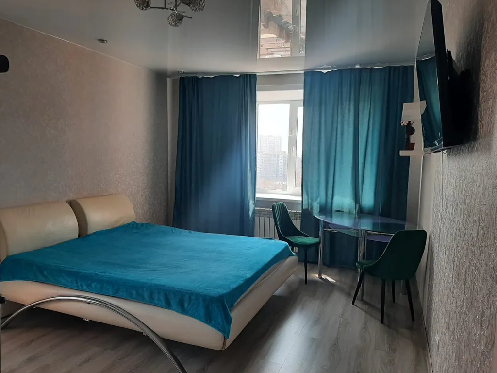 Большая, красивая, вместительная квартира в районе Большой Медведицы — аренда посуточно в Хабаровск