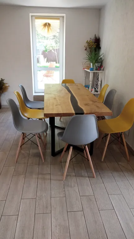 Уютная дача у леса