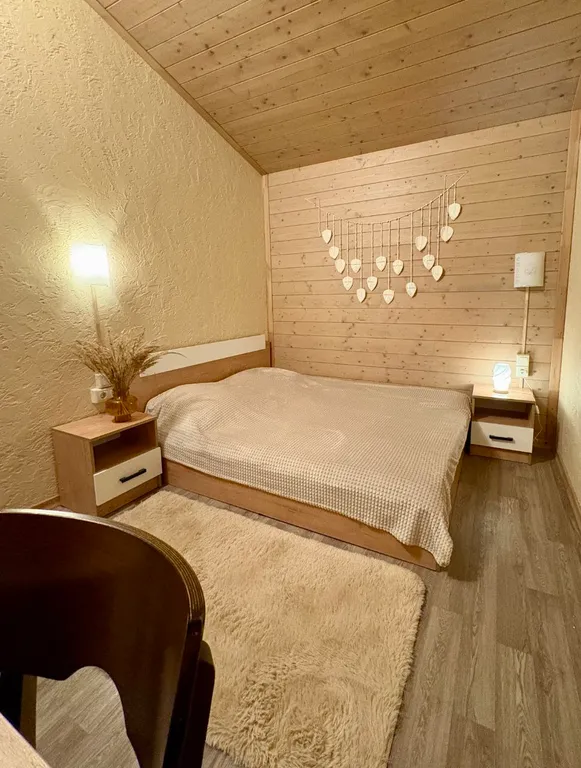 Дом с чаном у леса