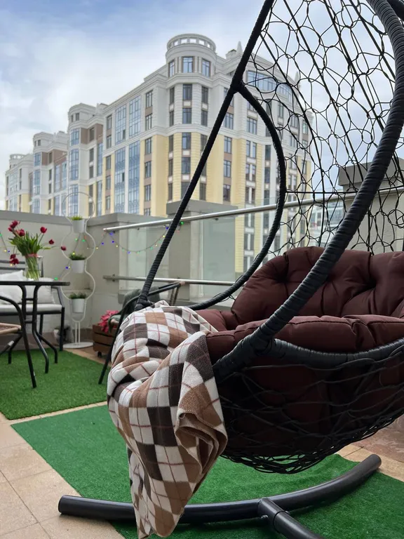 Престижный центр c просторной террасой