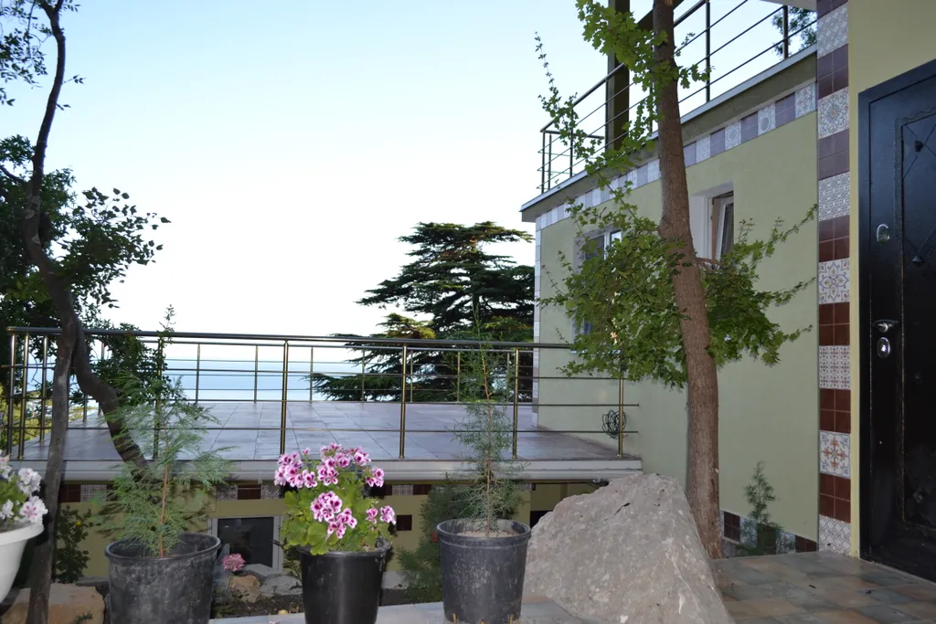 Люкс с видом на море 2 спальнями и балконом 65кв.м 203