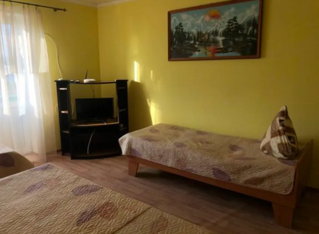 Тихий, уютный домик на семью