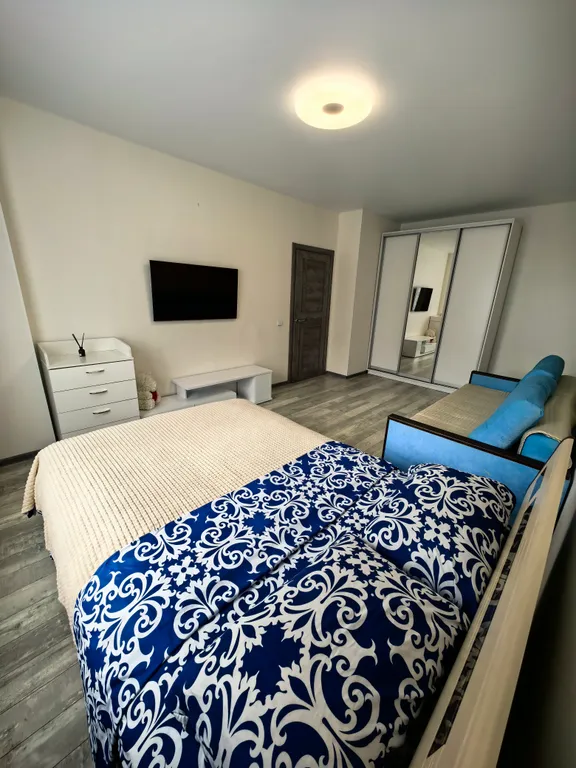 Теплая хорошая квартира