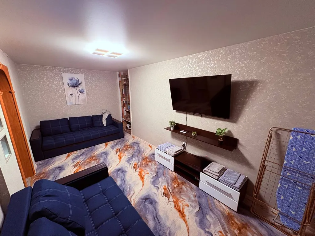 Уютная квартира — аренда посуточно в Кировск