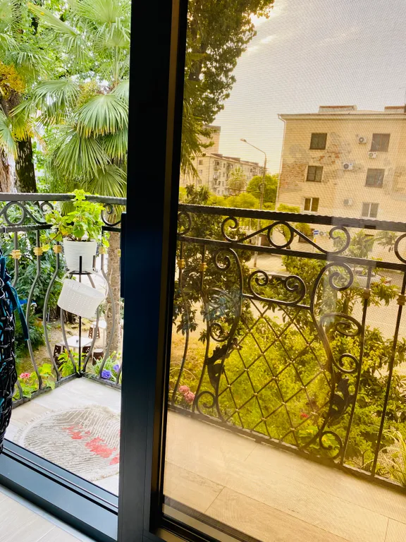 Дизайнерская квартира в самом сердце Сухума