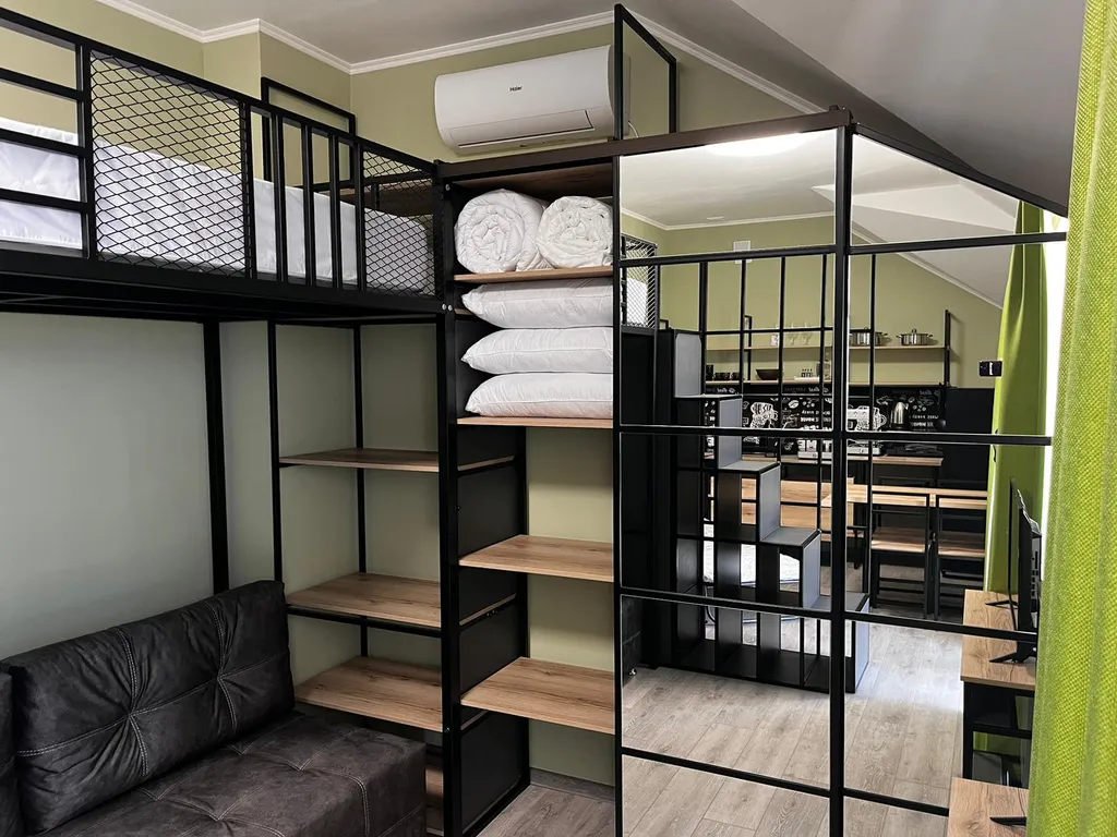 Уютная квартира-студия с балконом