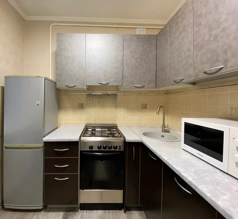 Квартира рядом с Угличским парком, Военным госпиталем