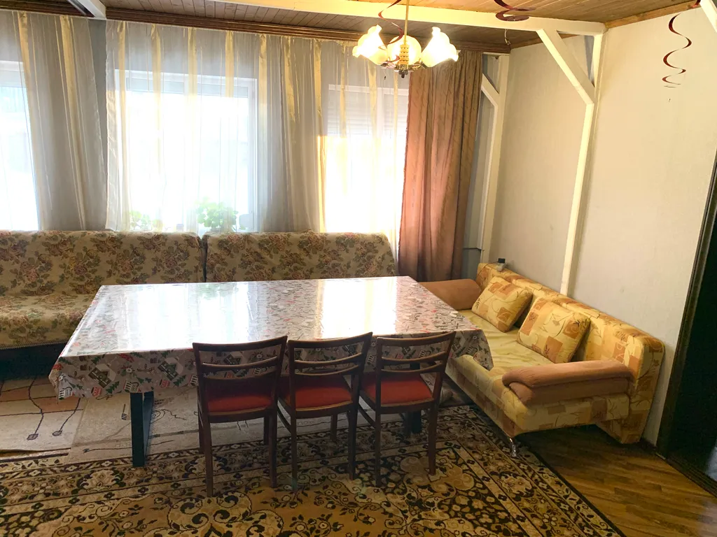 Уютный дом с баней на территории с парковой зоной