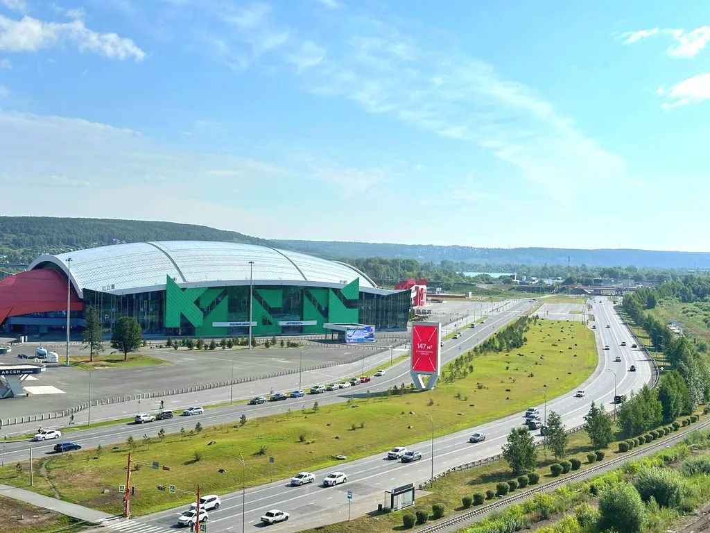 2-комнатная квартира с балконом на Притомском напротив ЛДК