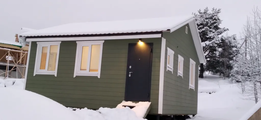 Небольшой дом на острове