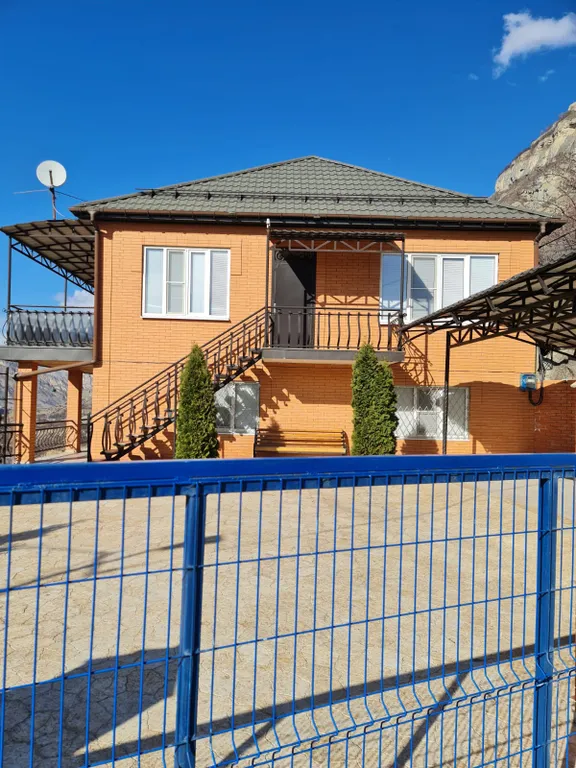 Дом с видом на реку