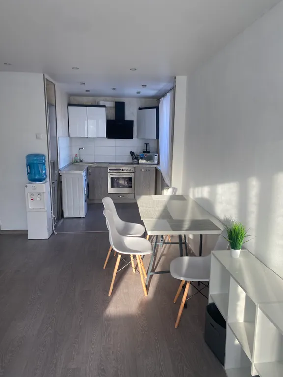 Трехкомнатная квартира в тихом центре