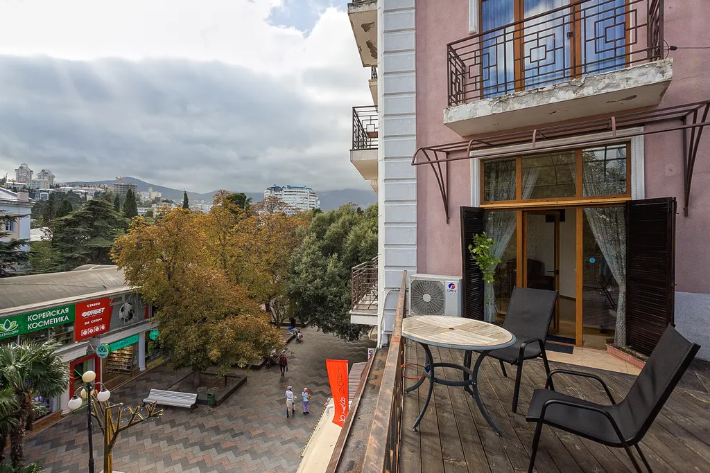 Апартаменты возле Набережной